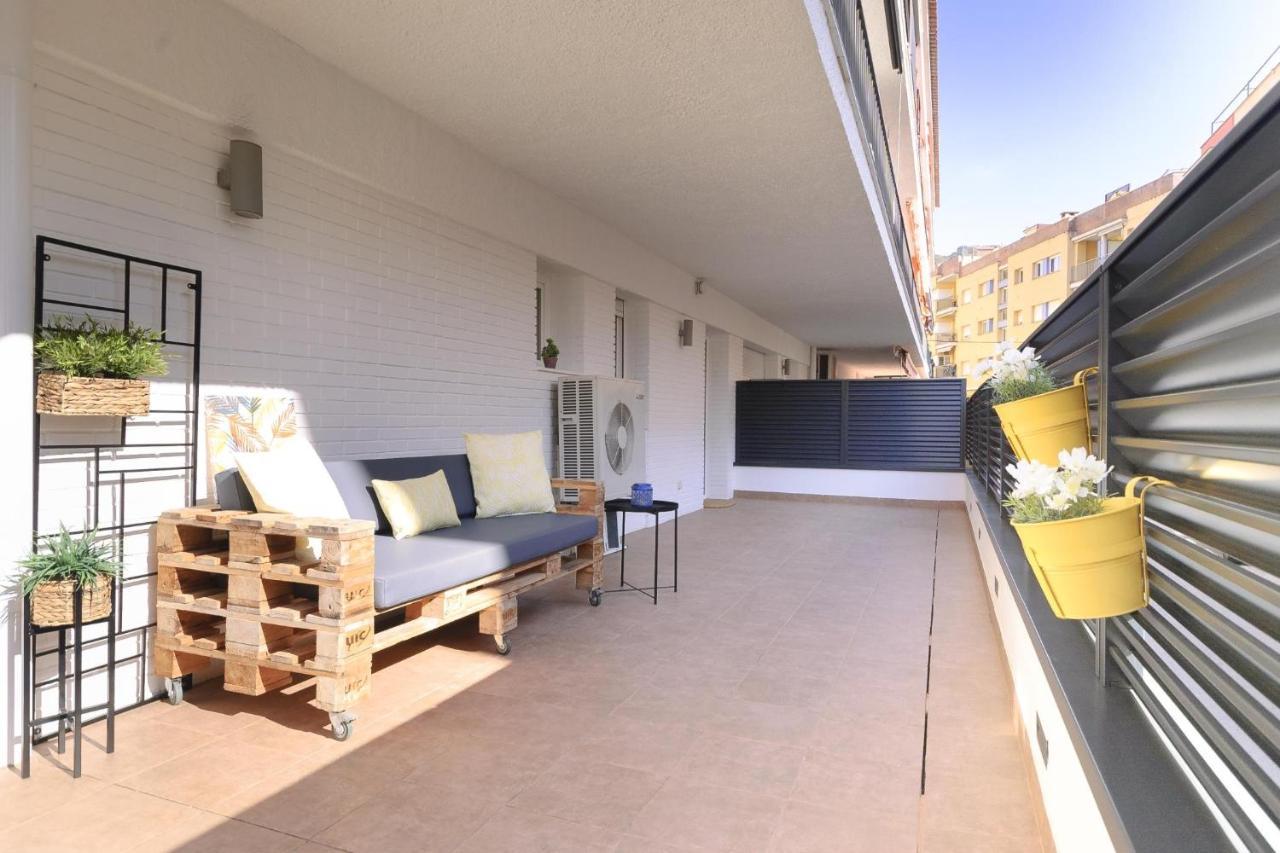 Lets Holidays Cozy Apartment With Terrace Tossa de Mar Exterior photo
